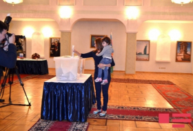 В посольстве Азербайджана в России проводится голосование